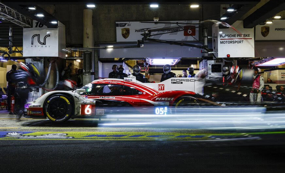 FIA World Endurance contests its 100th race in Fuji