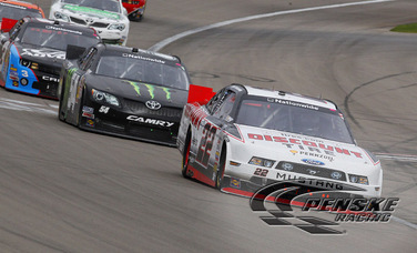 Disappointing Day for Keselowski in Sam's Town 300