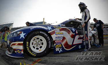 Keselowski Earns Front Row Start at Charlotte