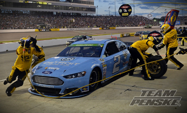 Keselowski Fights His Way to Top-5 Finish 