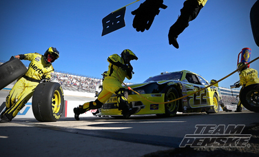Logano Races #22 Hertz Mustang To Second-Place Finish
